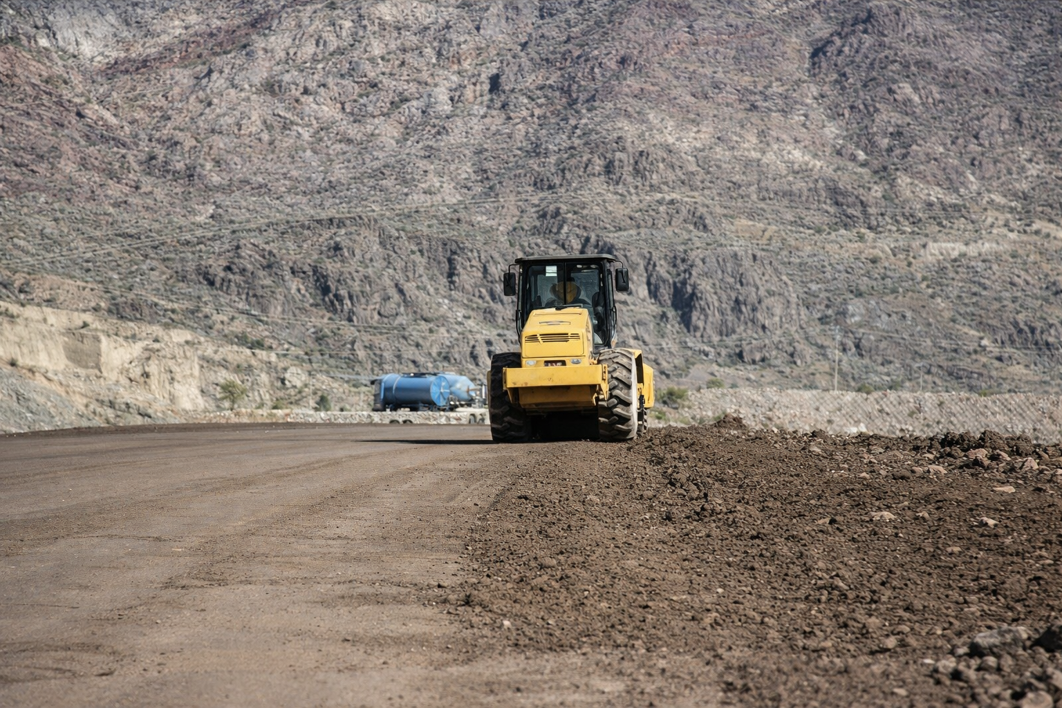 MOVIMIENTO DE SUELO PASCUA LAMA chatgpt image 26 feb 2026, 04 08 14 p.m.
