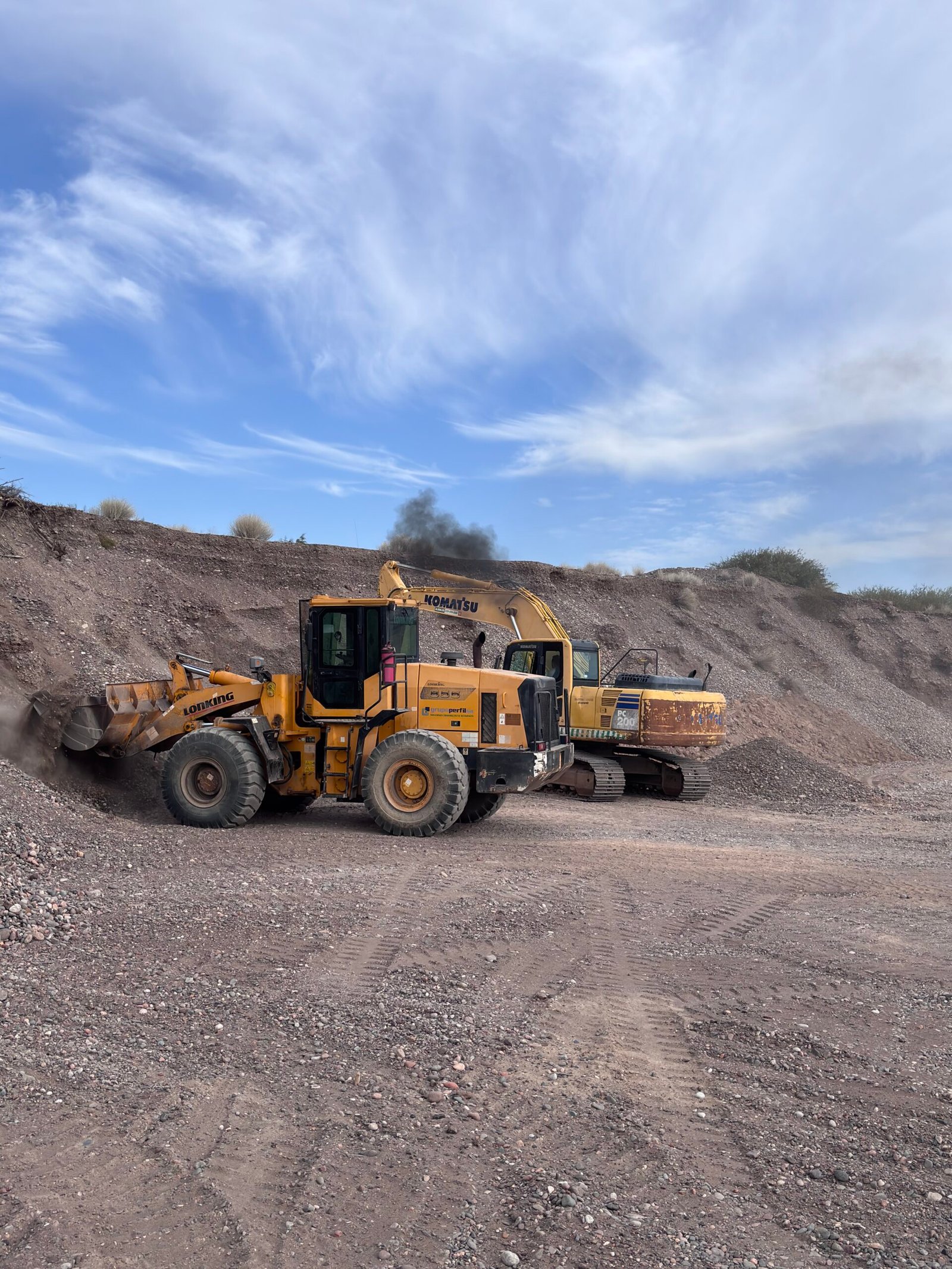 MAQUINARIA PARA APERTURA Y MANTENIMIENTO DE CAMINOS img 5218